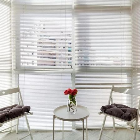 Apartamento Luminoso Cuarteles Apartment Malaga Bagian luar foto